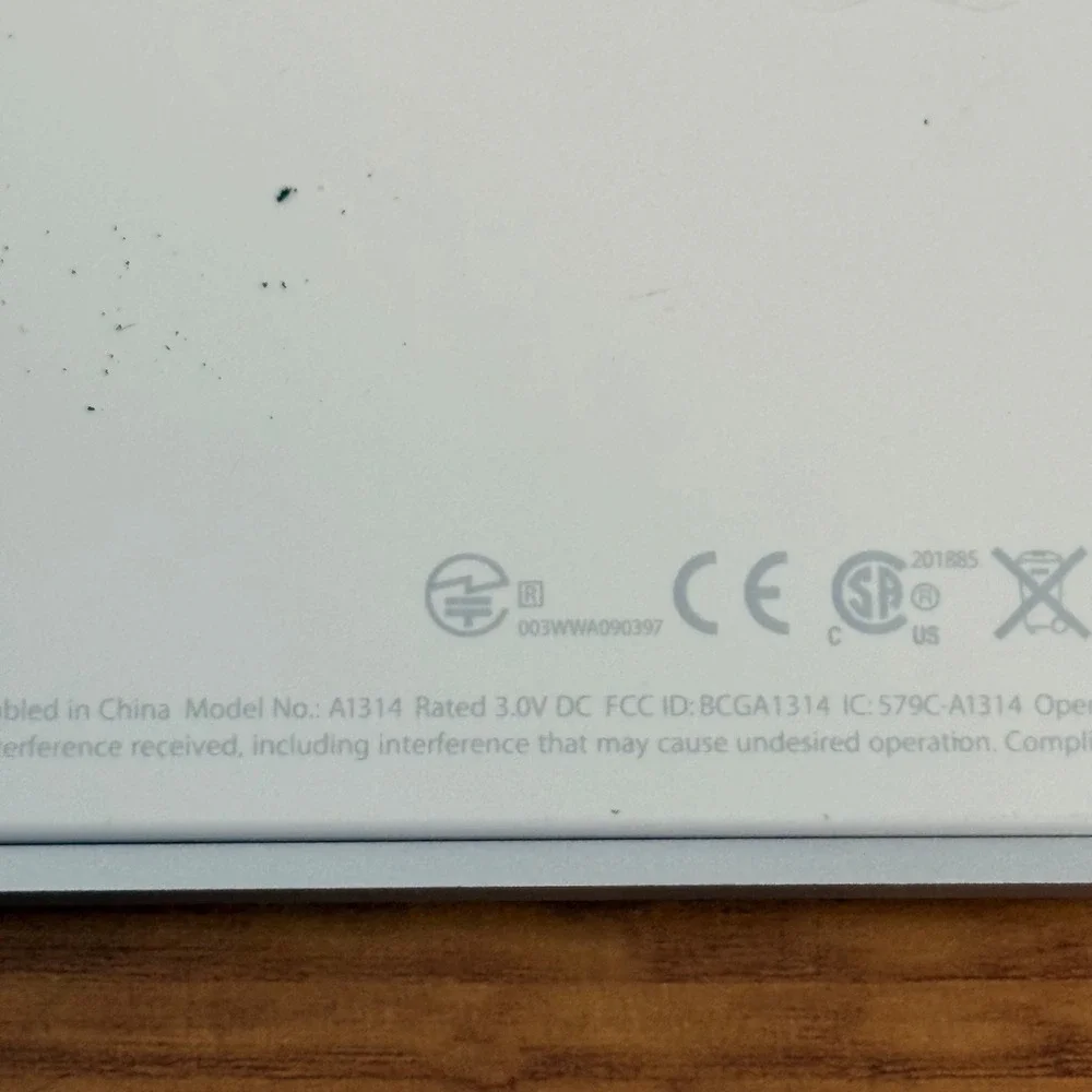 Apple Wireless Keyboard A1314‎ Bluetooth Aluminum Silver Tested & Works Good